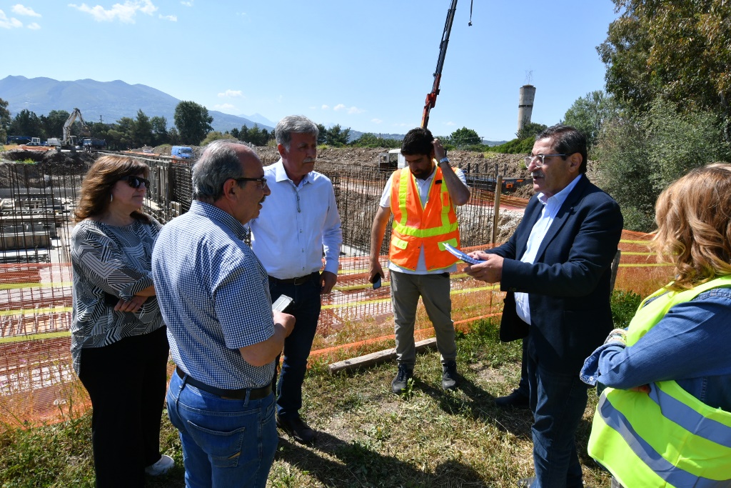 ΔΗΜΑΡΧΟΣ ΣΤΟ ΒΙΟΛΟΓΙΚΟ