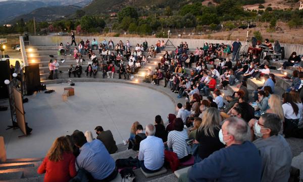 ΘΕΑΤΡΟ ΚΡΗΝΗΣ